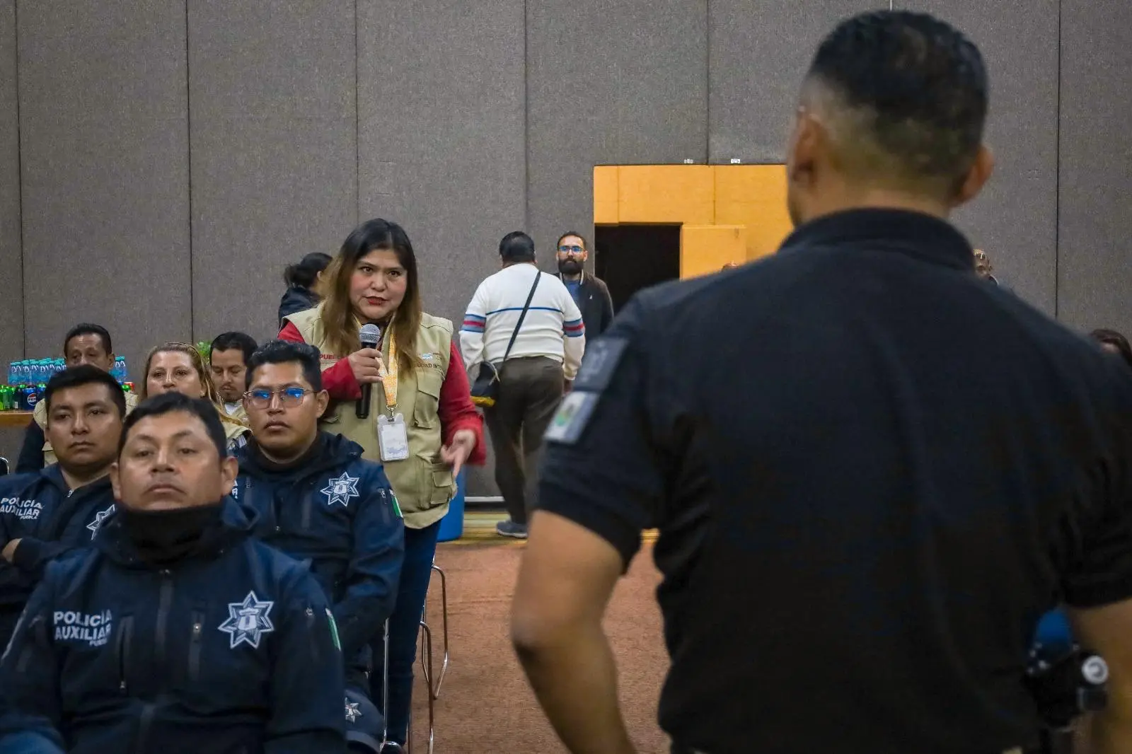 Policía Auxiliar y Convenciones y Parques fortalecen coordinación interinstitucional