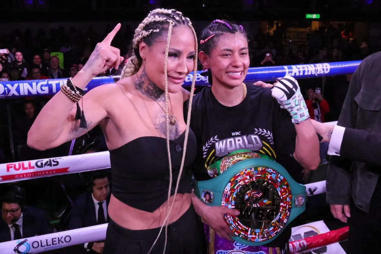 Conquista "La Bonita" Sánchez Título Mundial En Un Ambiente De Fiesta