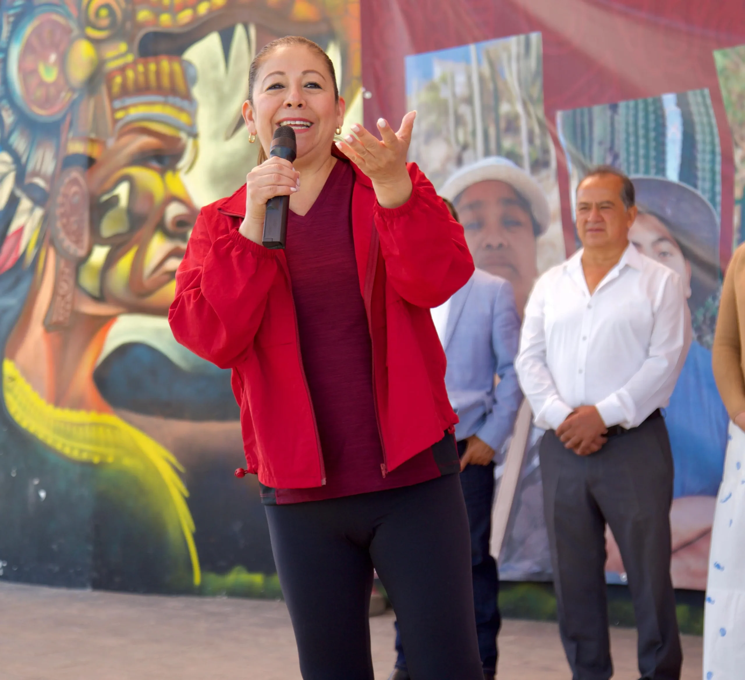 Tiempo de rescatar valores y trabajar por la paz, afirma Laura Artemisa en La Libertad