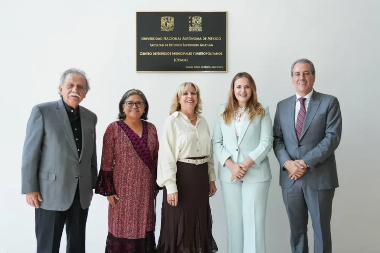 Pepe Chedraui participa en coloquio internacional de la UNAM sobre gobernanza