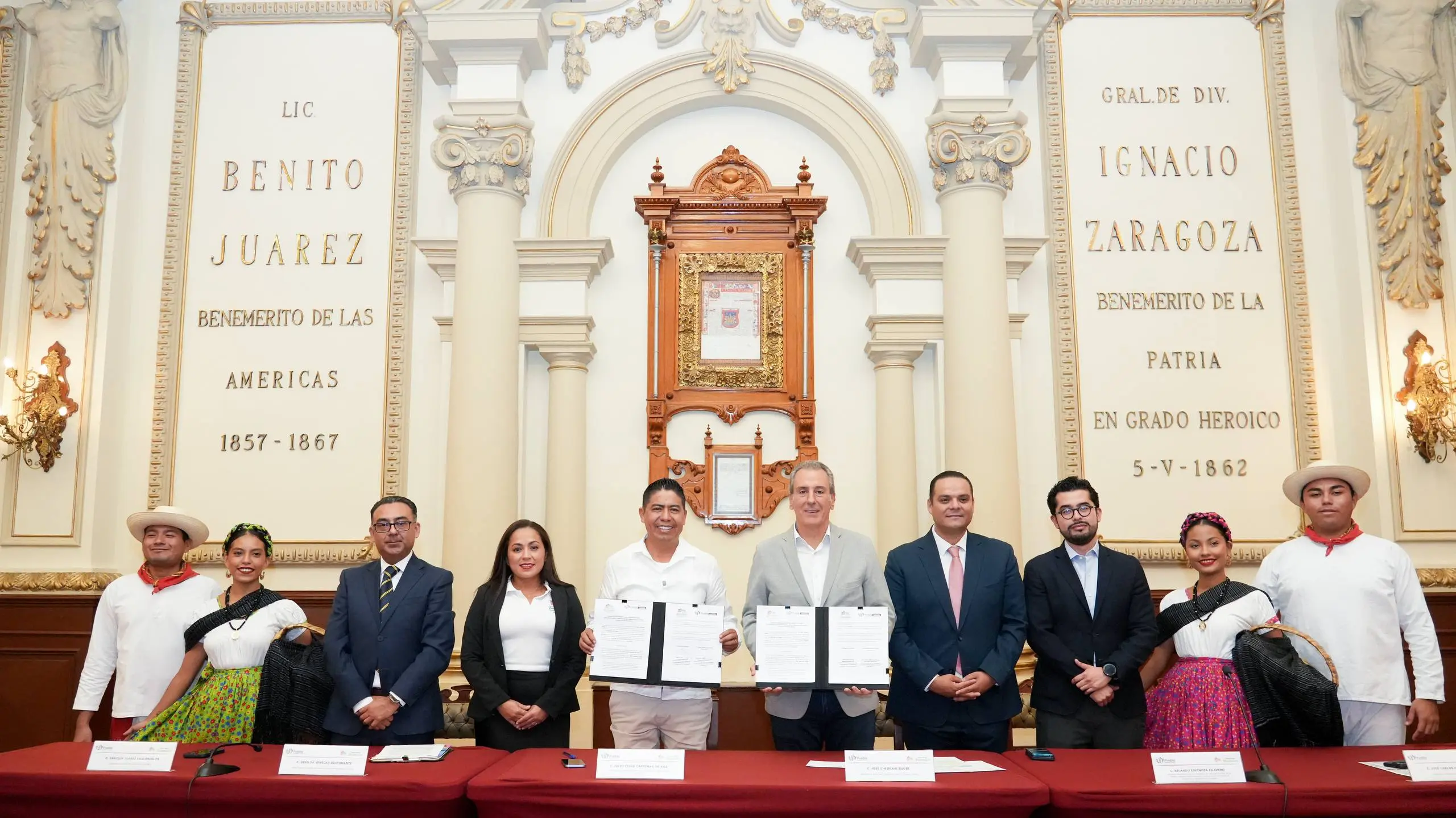 Puebla y Huatulco firman hermanamiento para impulsar turismo