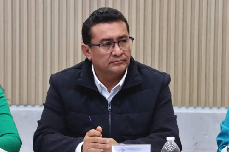 "No sirve y cobra muy caro": Pável Gaspar sobre la concesión de Agua de Puebla