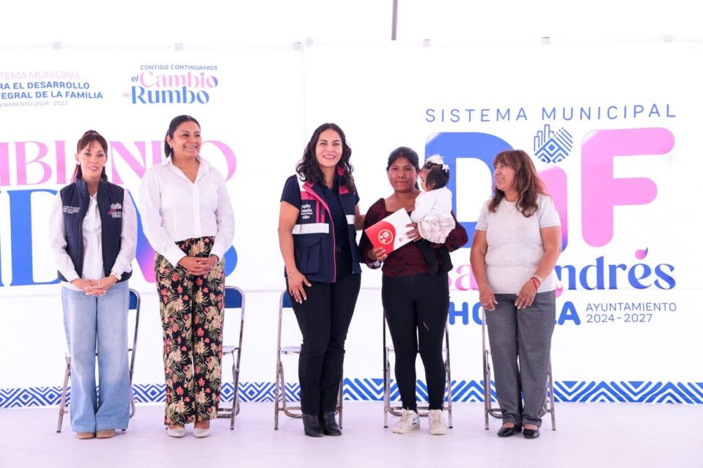 Continúa Lupita Cuautle impulsando el bienestar de familias sanandreseñas con entrega de medicamentos y apoyos funcionales