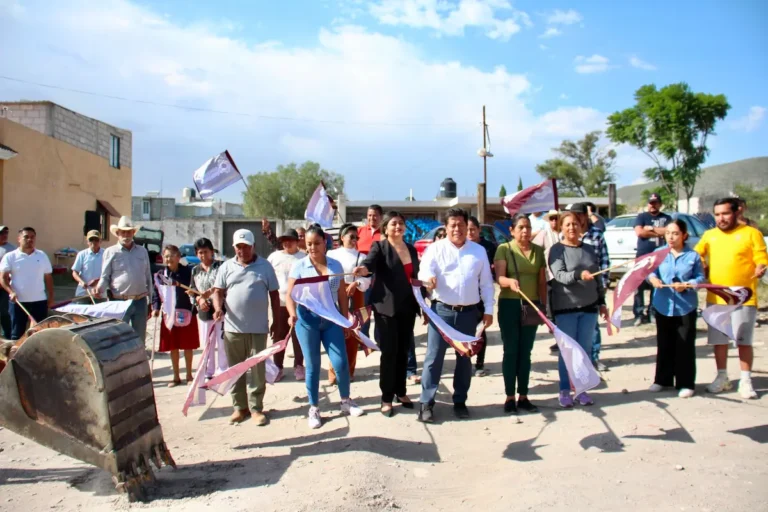 Mateo Hernández inicia obra de ampliación de alcantarillado en La Villita