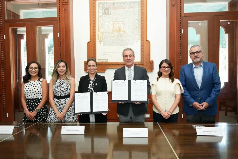 Puebla firma convenio con ANTHUS A.C. para fortalecer la prevención y atención a víctimas de trata de personas