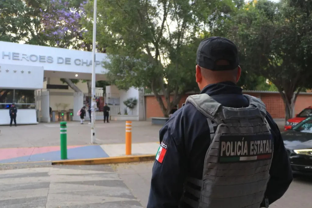 Regreso a clases en Puebla moviliza a más de mil policías en zonas escolares