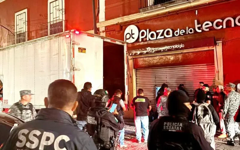 ¡Caen 14 locales! Tras operativo en Plaza de la Tecnología