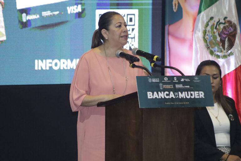 Presidenta del Congreso destaca balance positivo en los primeros seis meses de trabajo legislativo