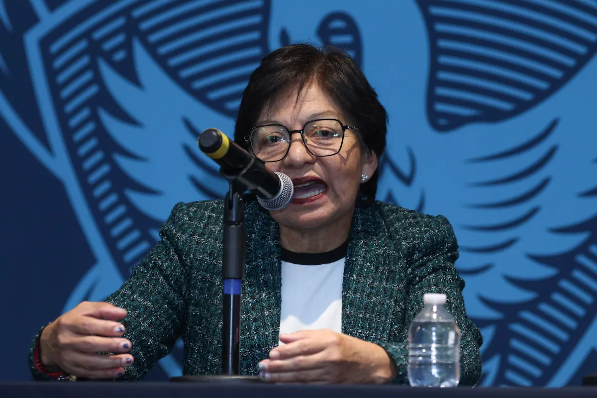 BUAP busca aumento salarial del 10% a docentes de hora clase