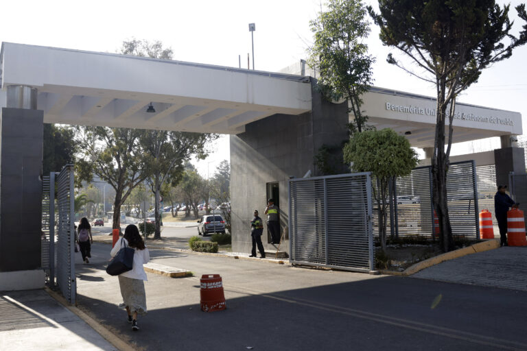BUAP . REGRESO A CLASES