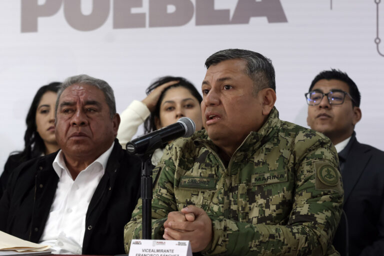 existencia de más narcolaboratorios en Puebla.