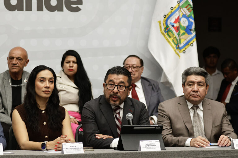 servidores públicos sancionados en Puebla