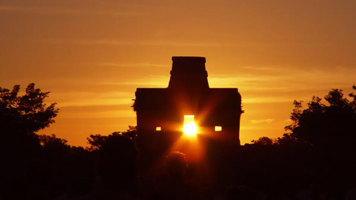 Sol en el Templo de Kukulkán