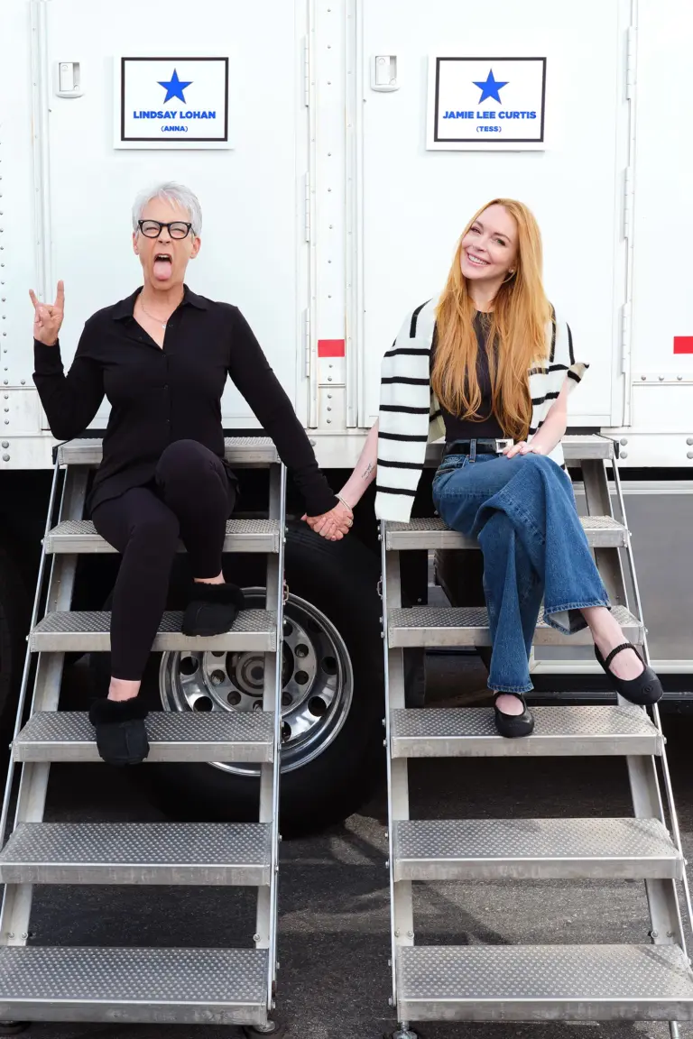 un-viernes-de-locos-2-disney-Jamie Lee Curtis-Lindsay Lohan